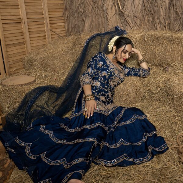 Blue Hand Embroidery Kurta Palazzo Set - Image 3