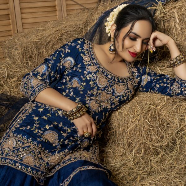 Blue Hand Embroidery Kurta Palazzo Set - Image 5